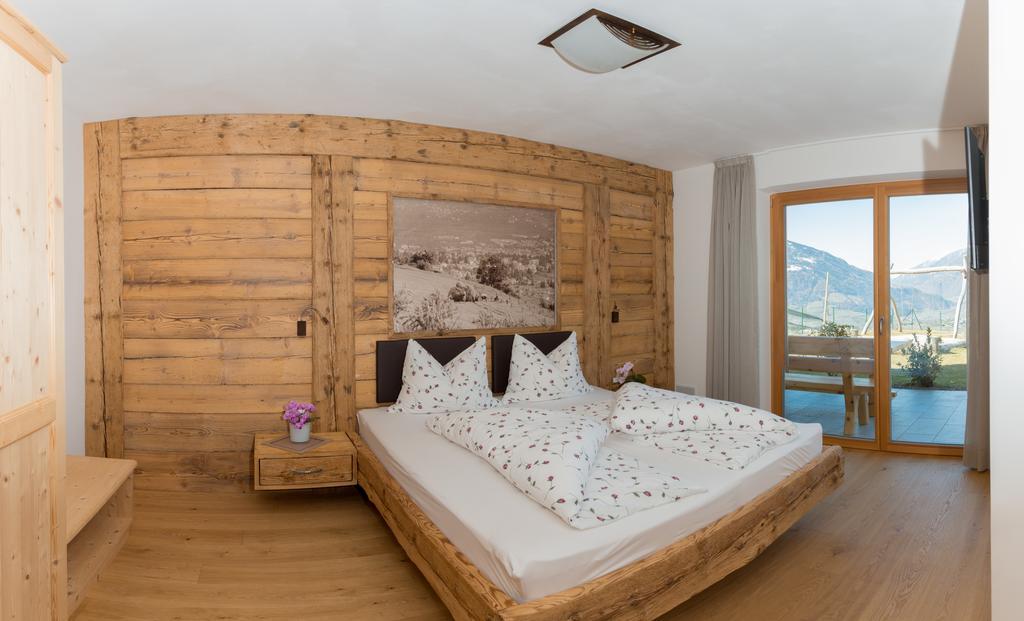 Krebishof Agriturismo سكين المظهر الخارجي الصورة